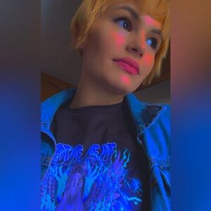 Meet your Posher, Lana